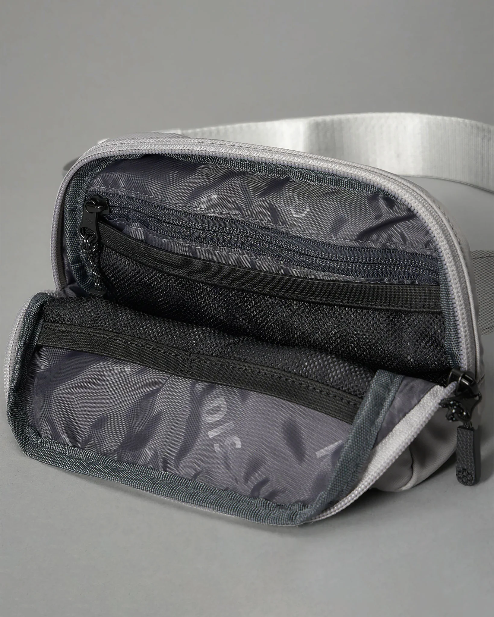 On-The-Go Belt Pack - LUNAR - Image 5