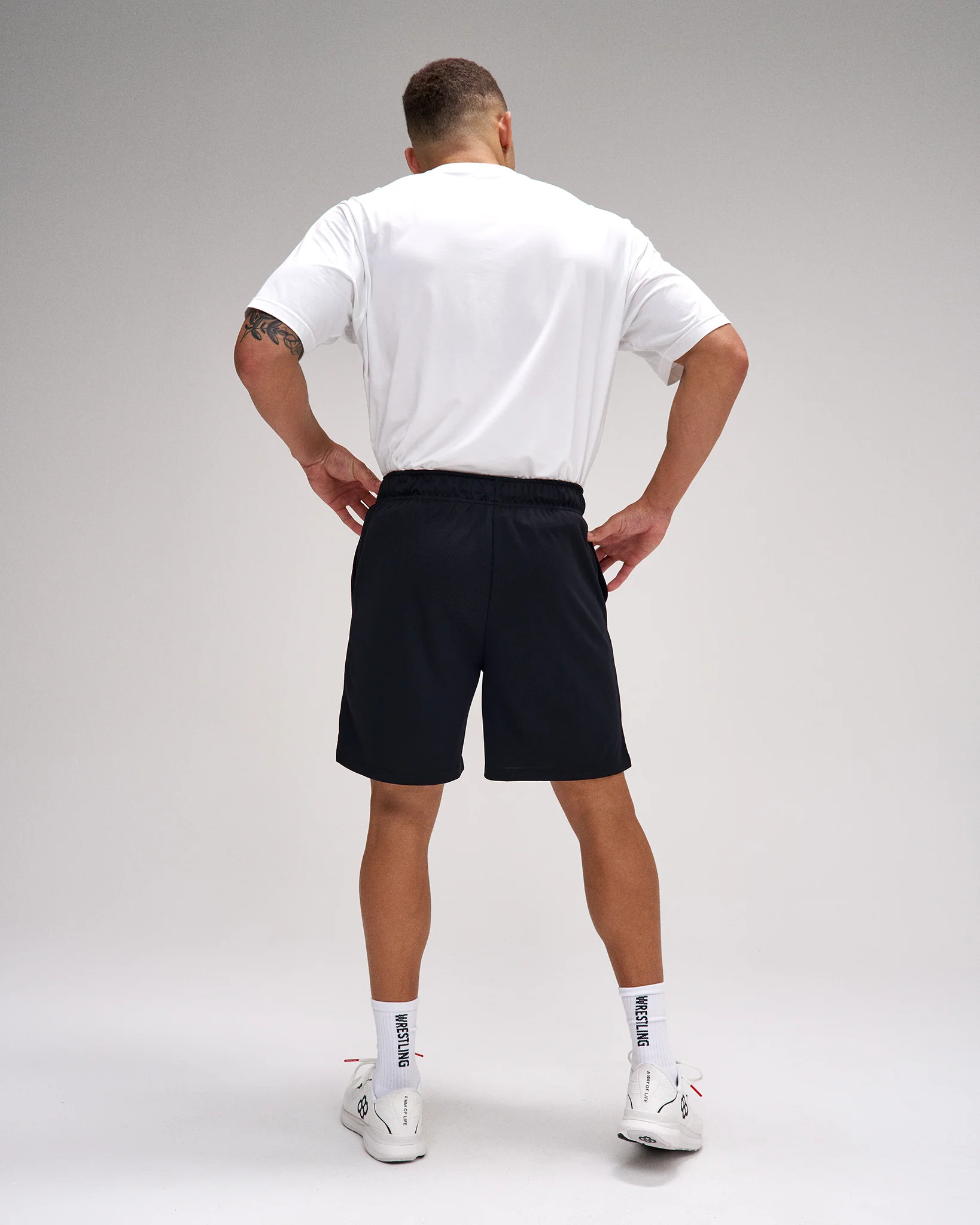 RUDIS 7" Mesh Shorts - Black - Image 2