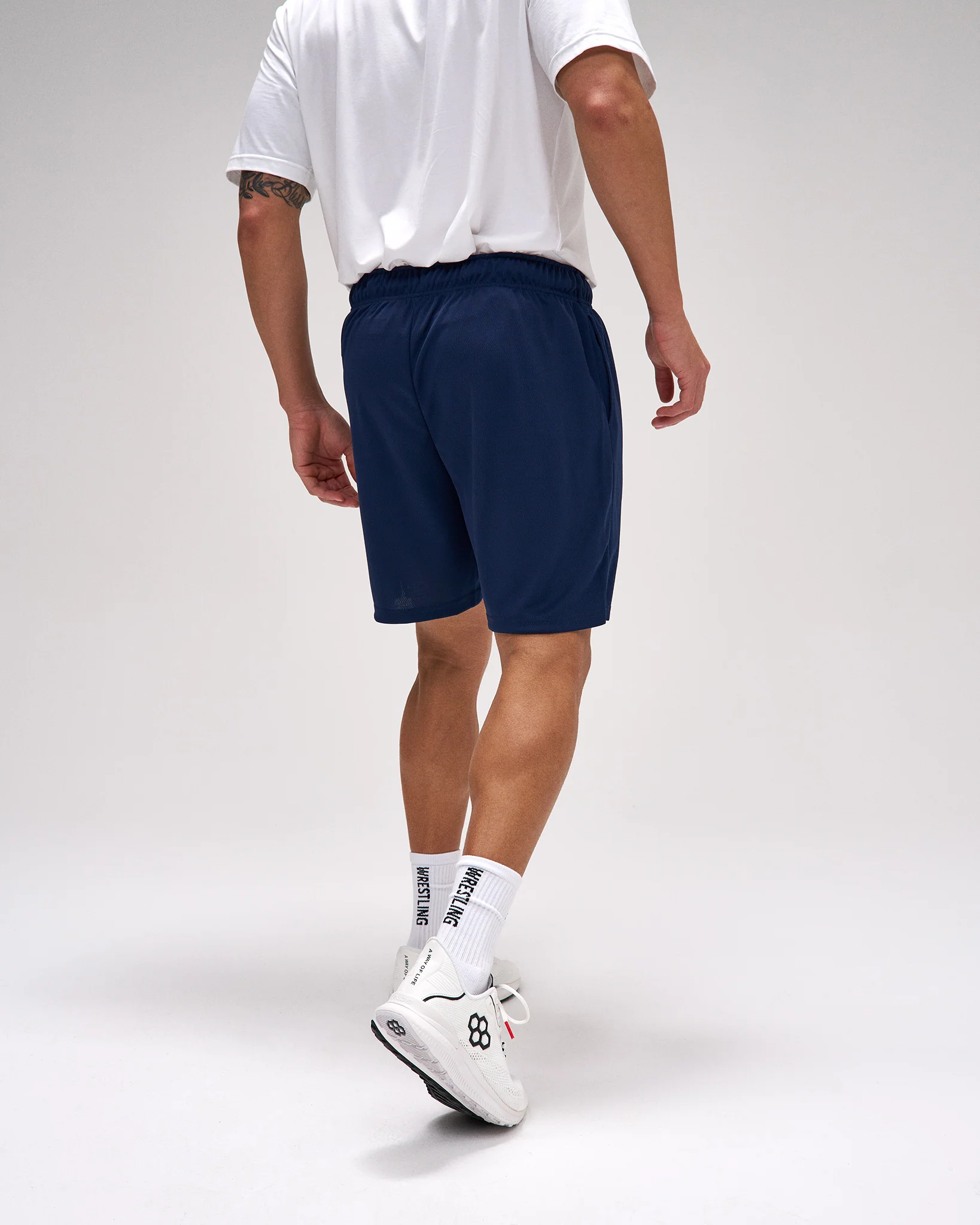 RUDIS 7" Mesh Shorts - Black - Image 17