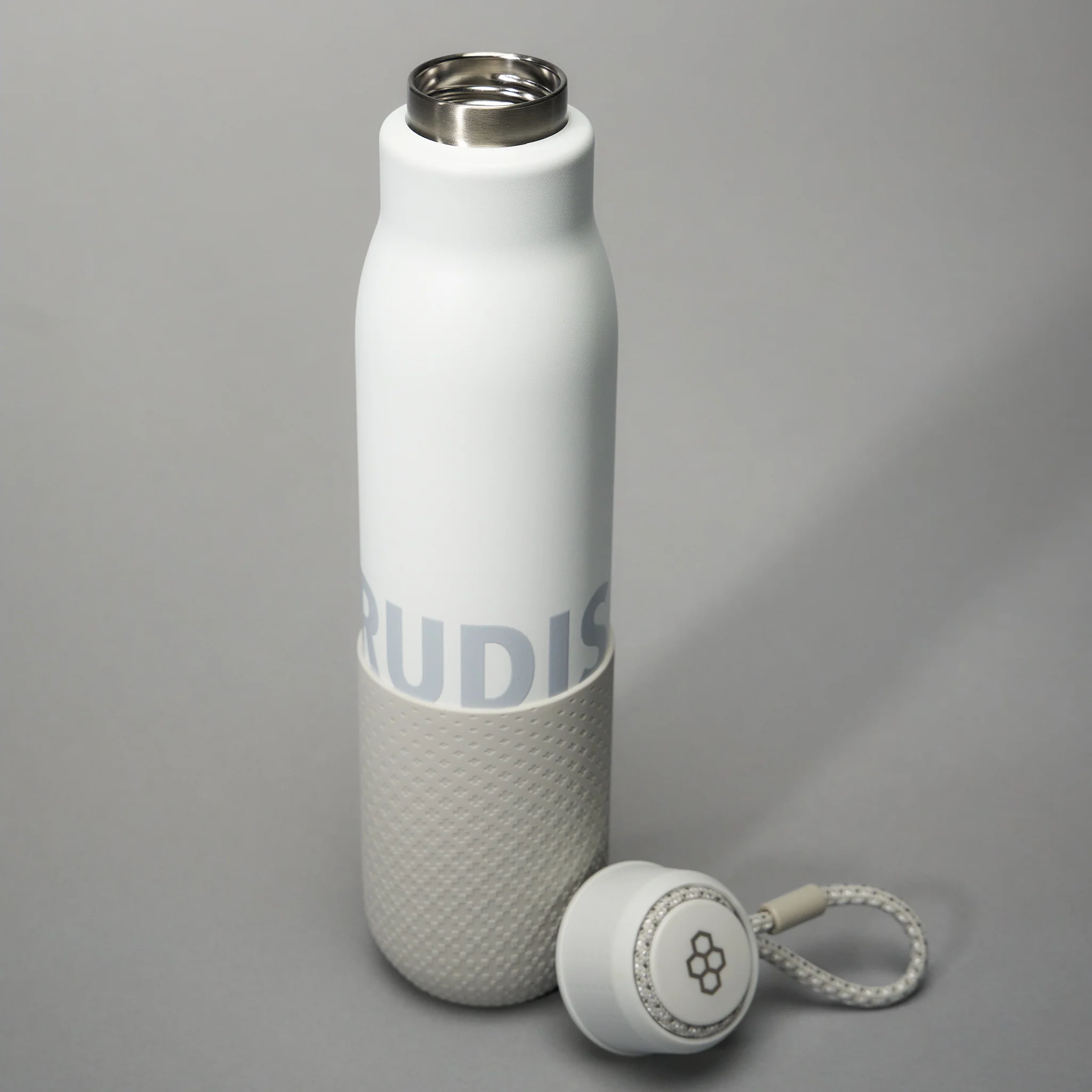 RUDIS 750ml Stainless Steel Water Bottle - Image 3