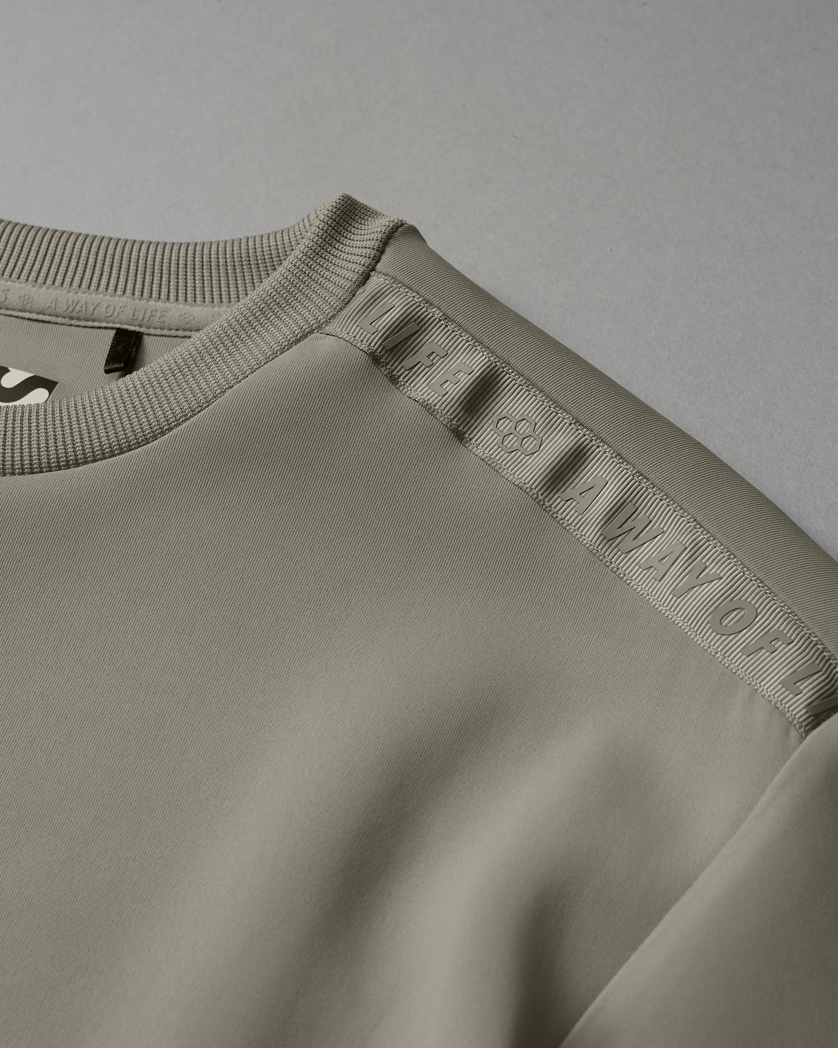 RUDIS COOL-FEEL Women's Fitted Crew - Image 3