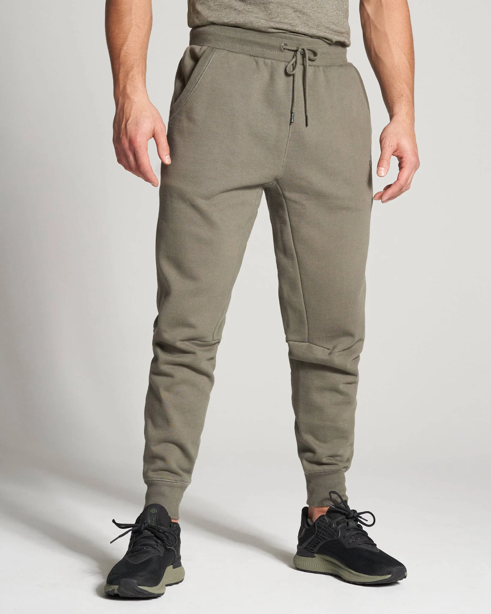 RUDIS Heavyweight Fleece Jogger - Image 11