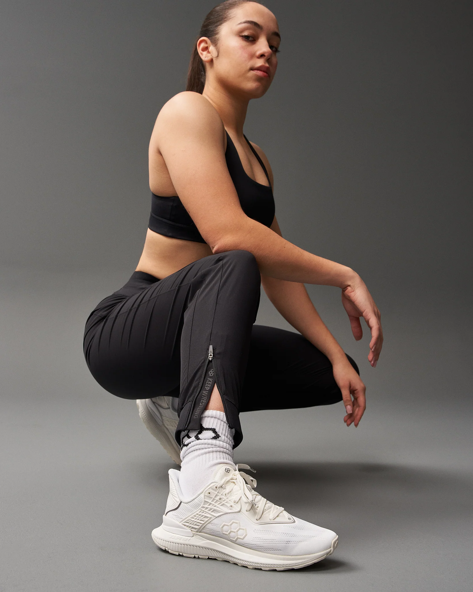 RUDIS Women's Lightweight Tech Jogger - Image 4